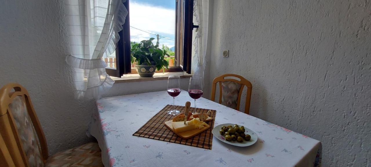 Apartma Pr' Ivani Miskorinovi Breginj Buitenkant foto
