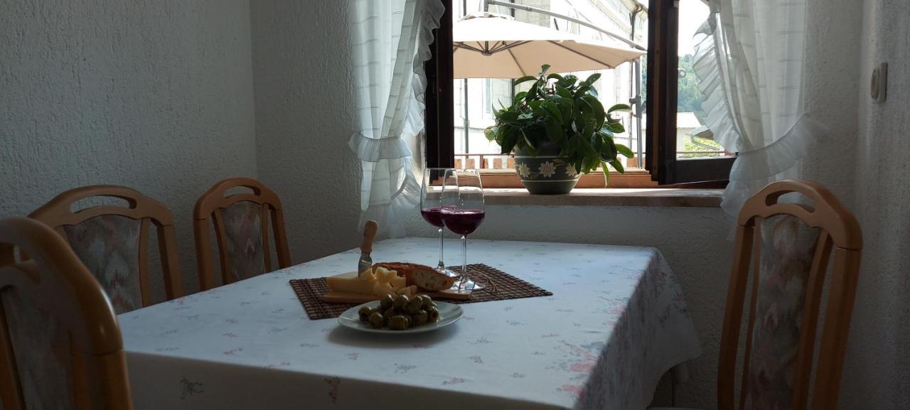 Apartma Pr' Ivani Miskorinovi Breginj Buitenkant foto